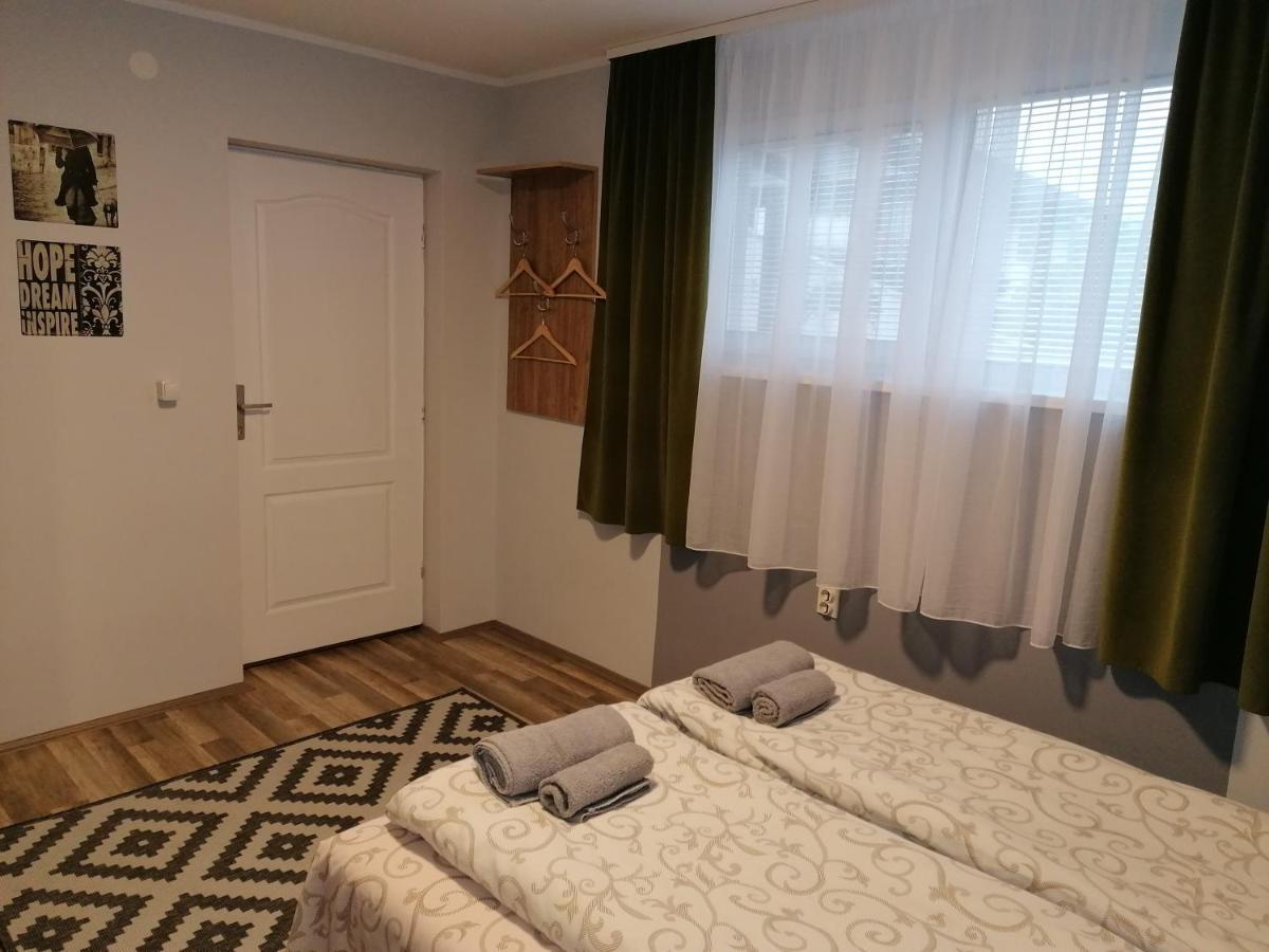 Sombor 19 Central Apartment Buitenkant foto